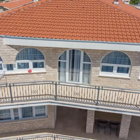 Kameni Dvori Apartament