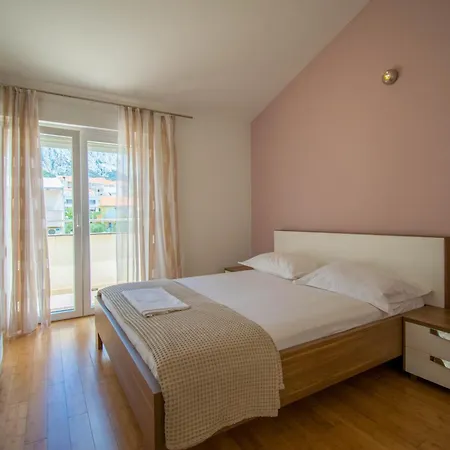 Kameni Dvori Apartament