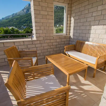 Kameni Dvori Apartament Baška Voda