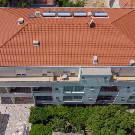 Apartment Kameni Dvori