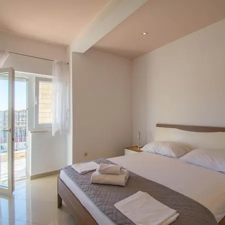 Kameni Dvori Baška Voda